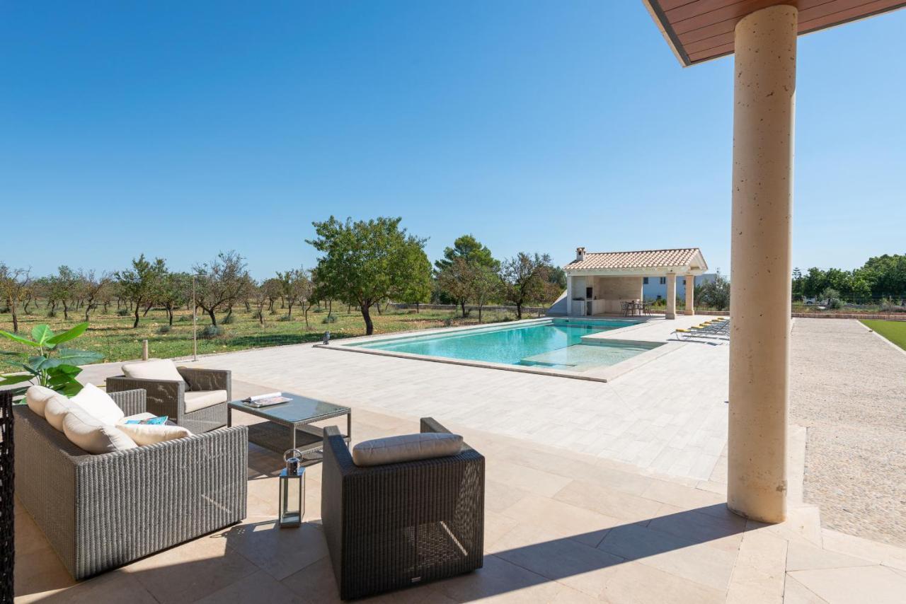 Mireia 2002 With Pool And Garden By Bebreeze Mallorca Villa Binisalem