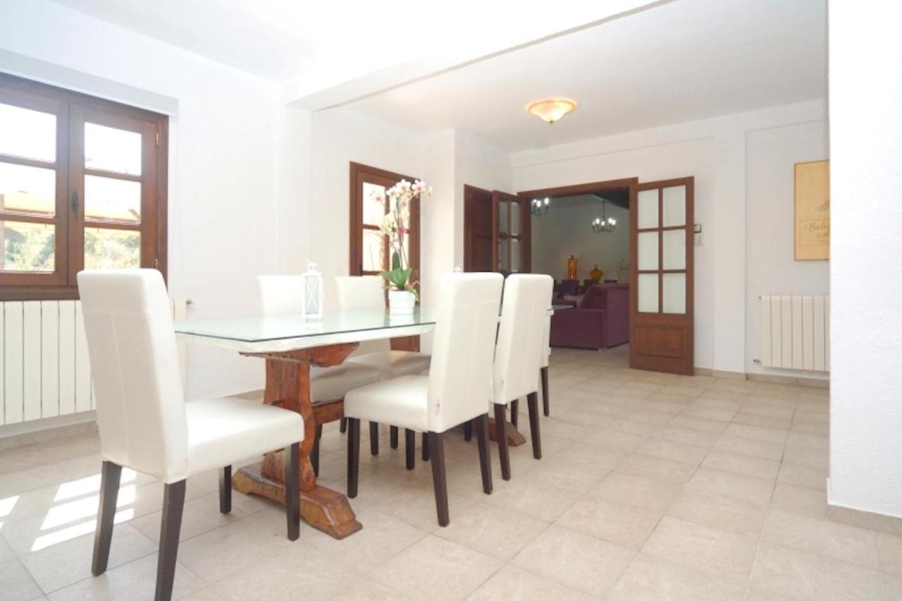 Mariposa Villa *