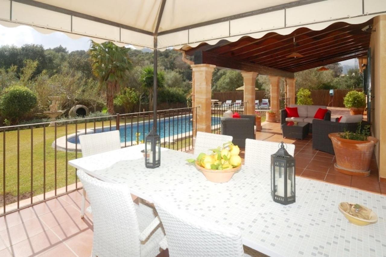 Mariposa Villa *