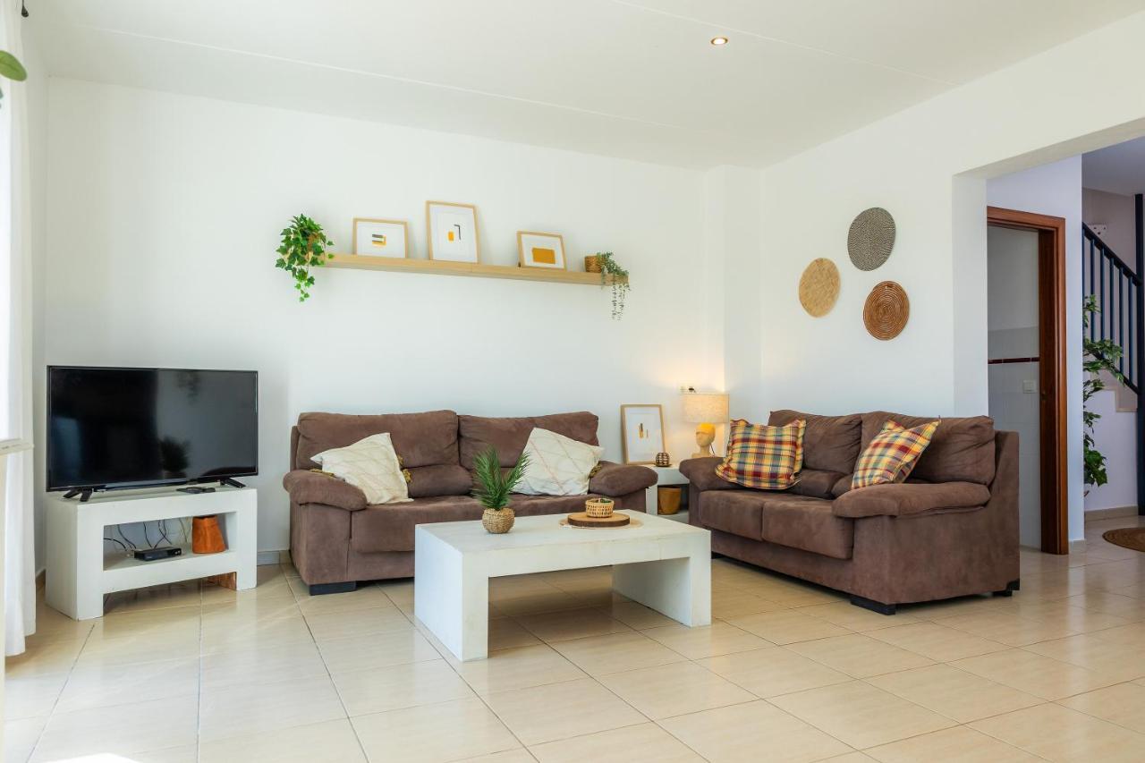 Baltasar Villa *