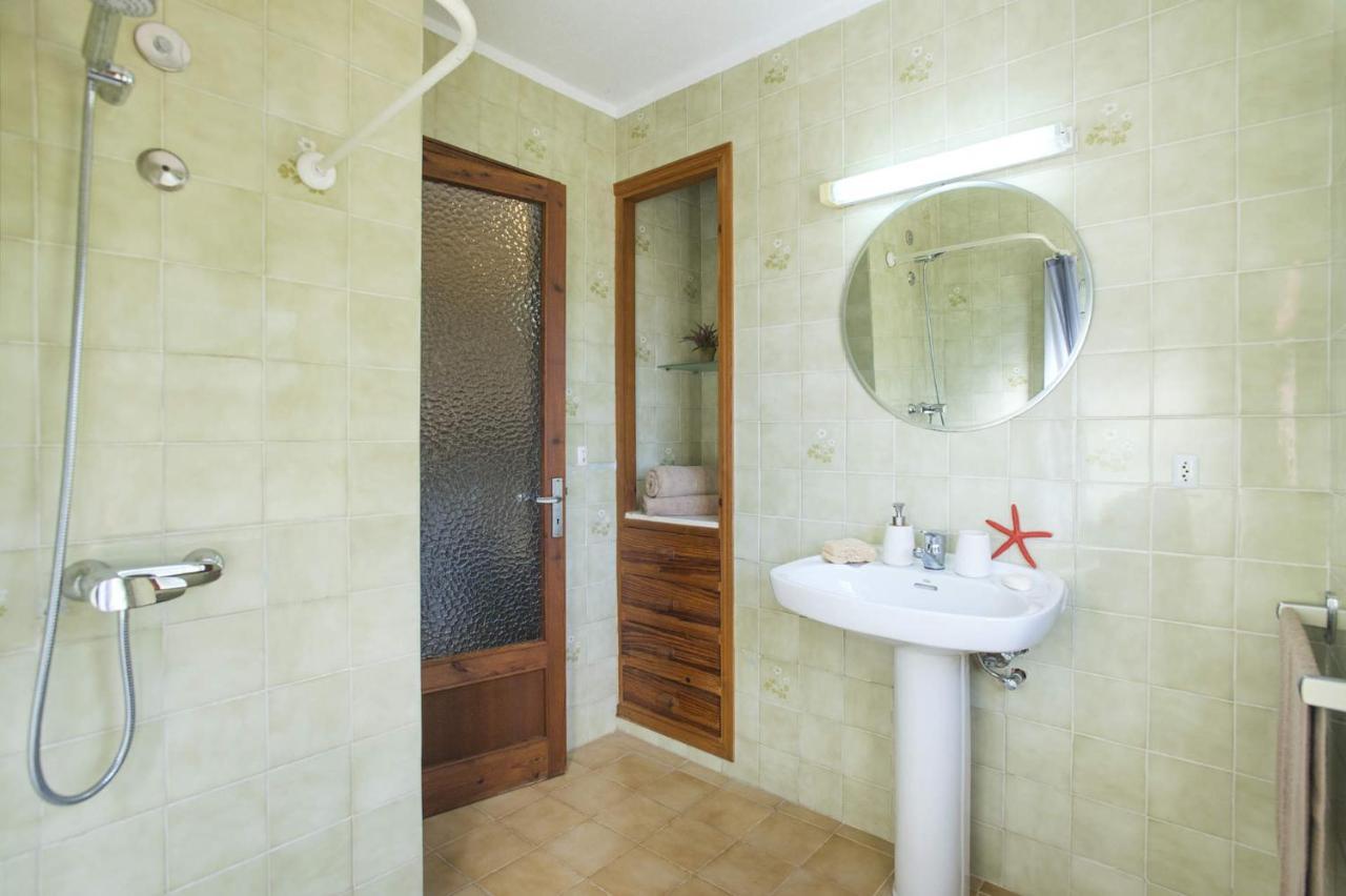 Villa La Sort By