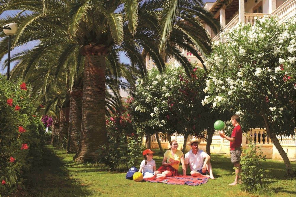 Ferrer Lime Isabel 3* Cala Bona (Mallorca)