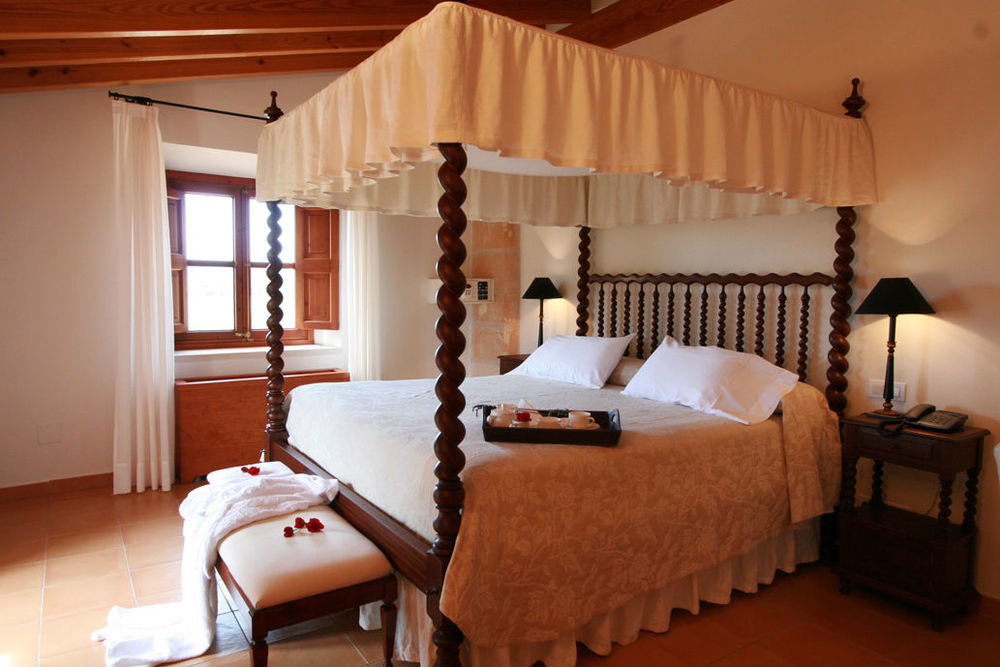 Son Roig Hotel 4*