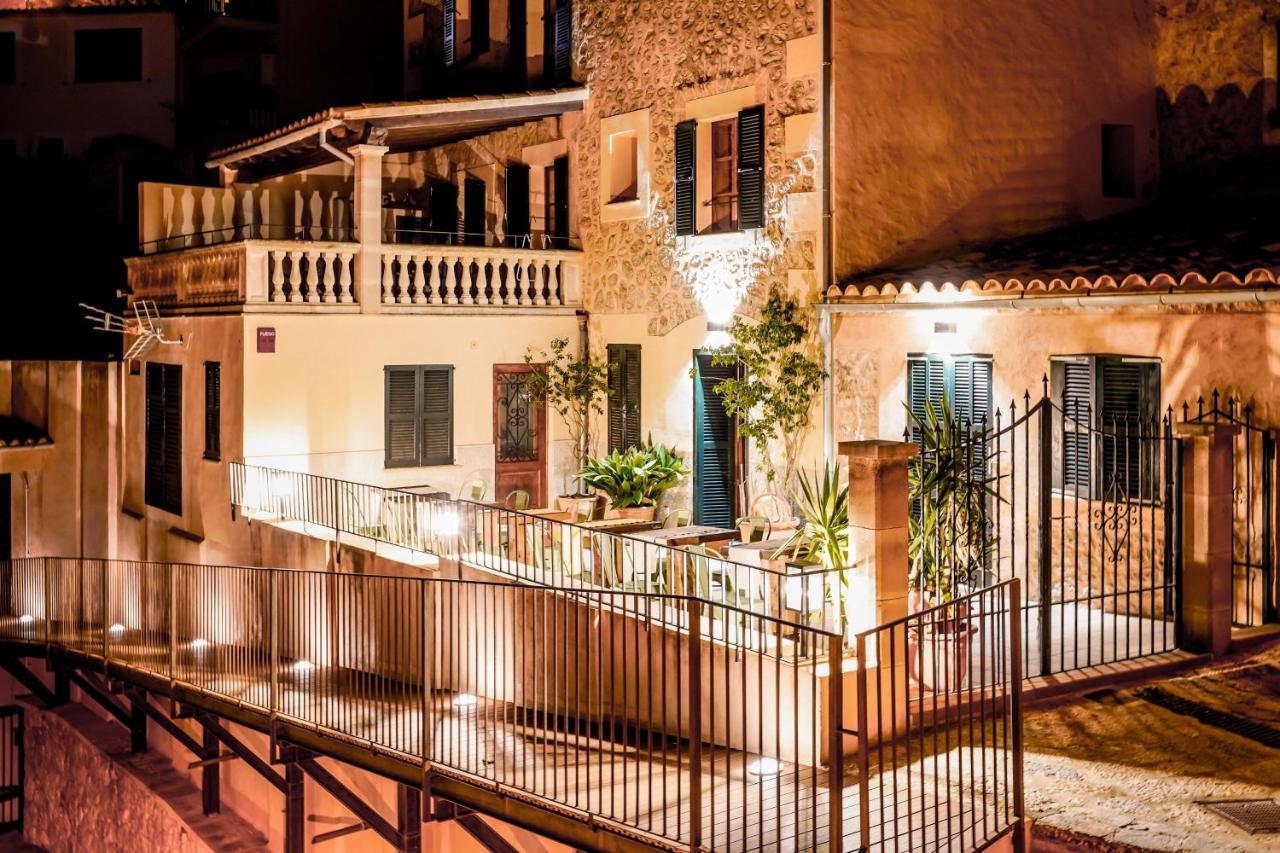 Hotel Colom *
