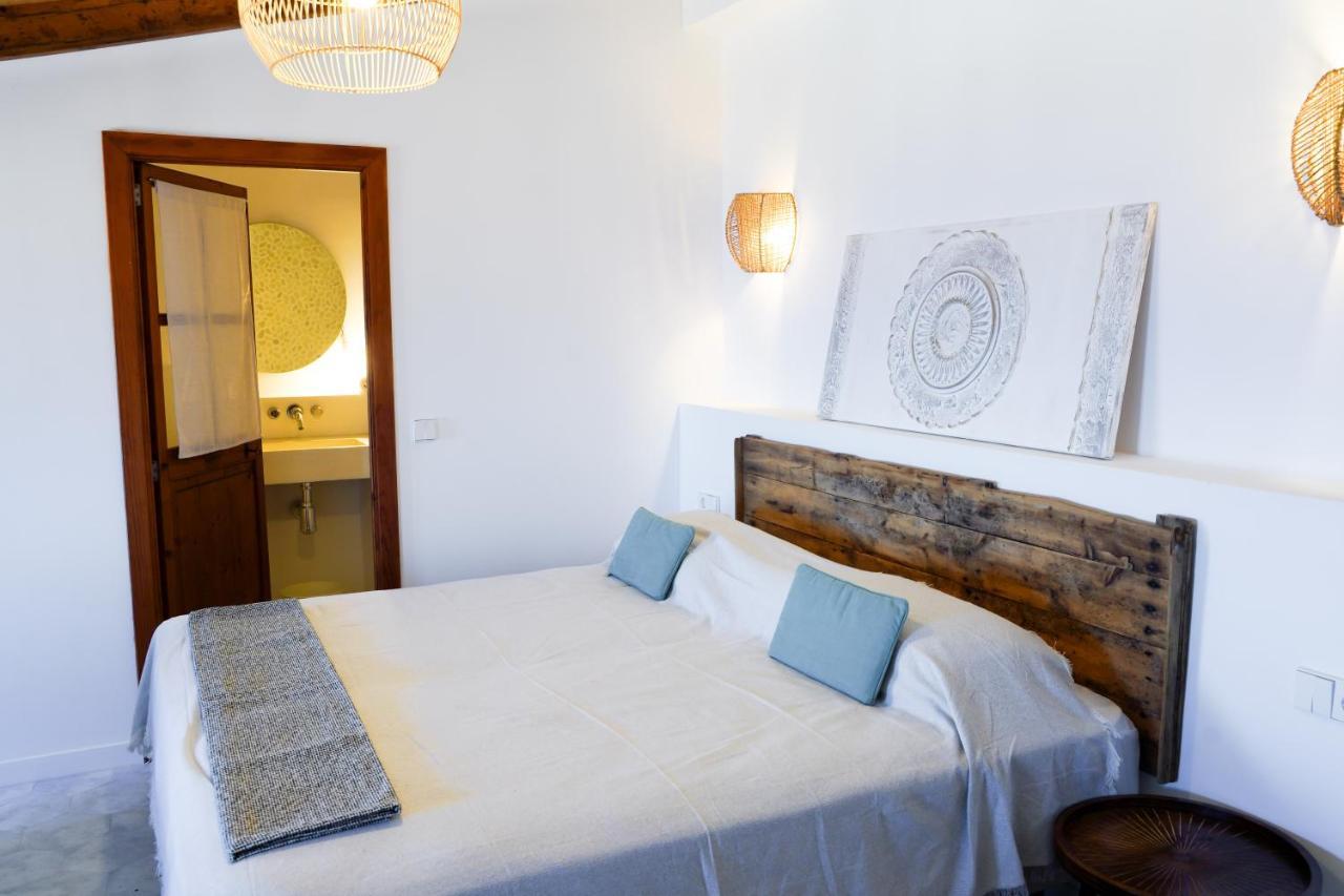 Colom Hotel *