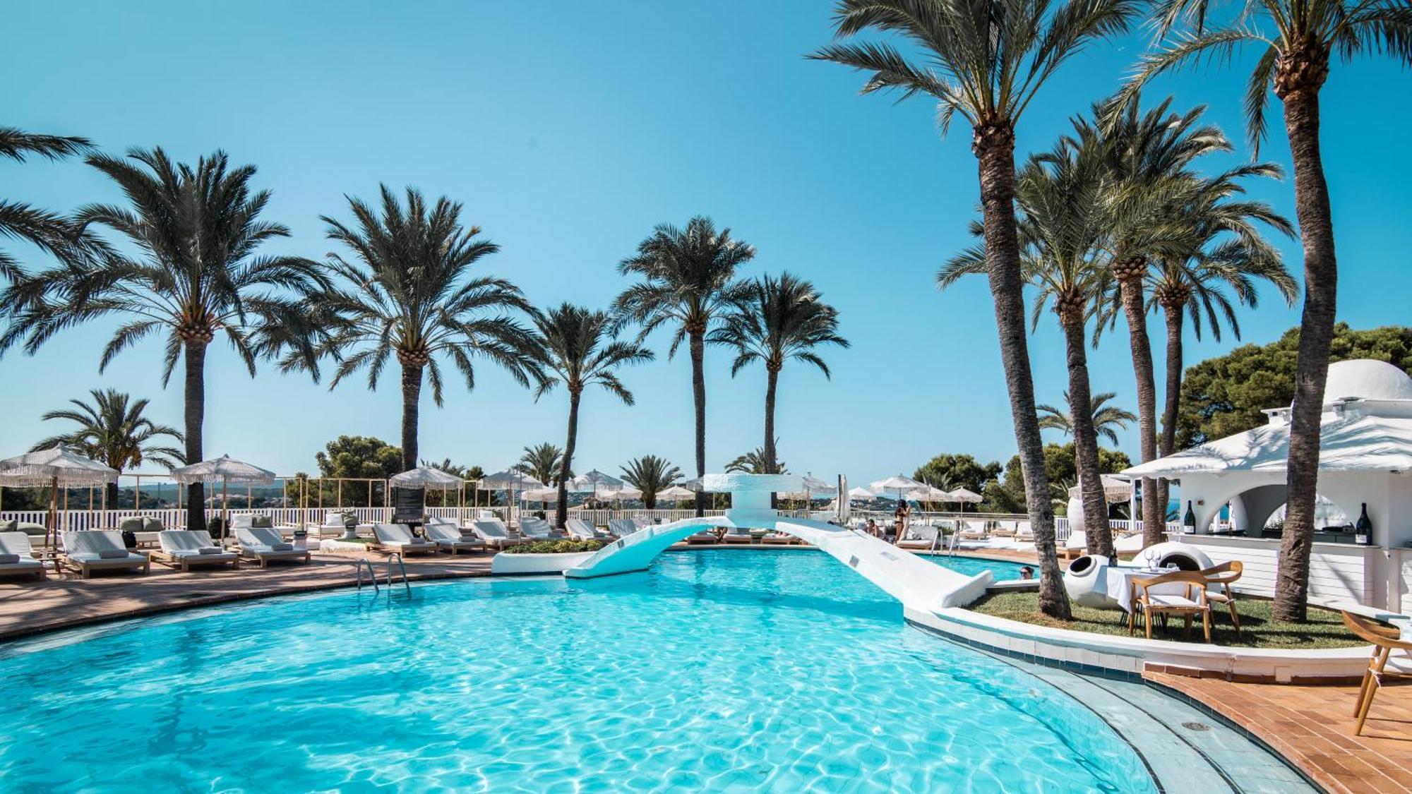 Hilton Mallorca Galatzo 5* Peguera