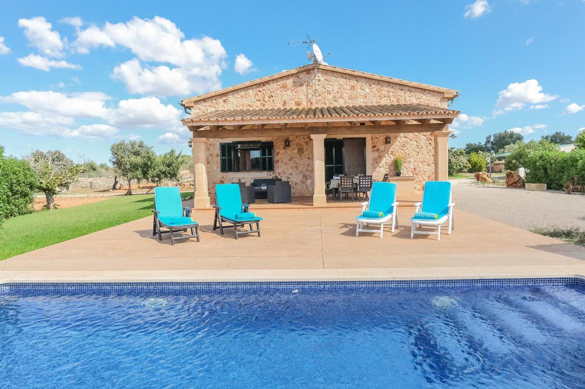 Son Rossinyol-rentallorca Casa rural *