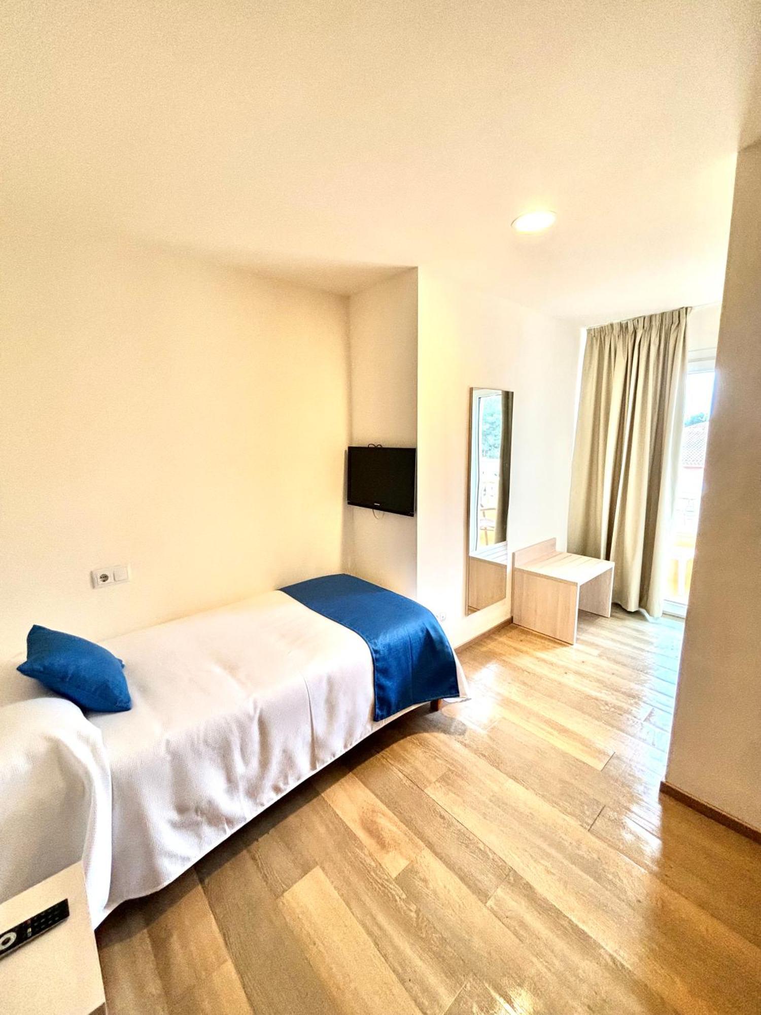 Bluewater Hotel