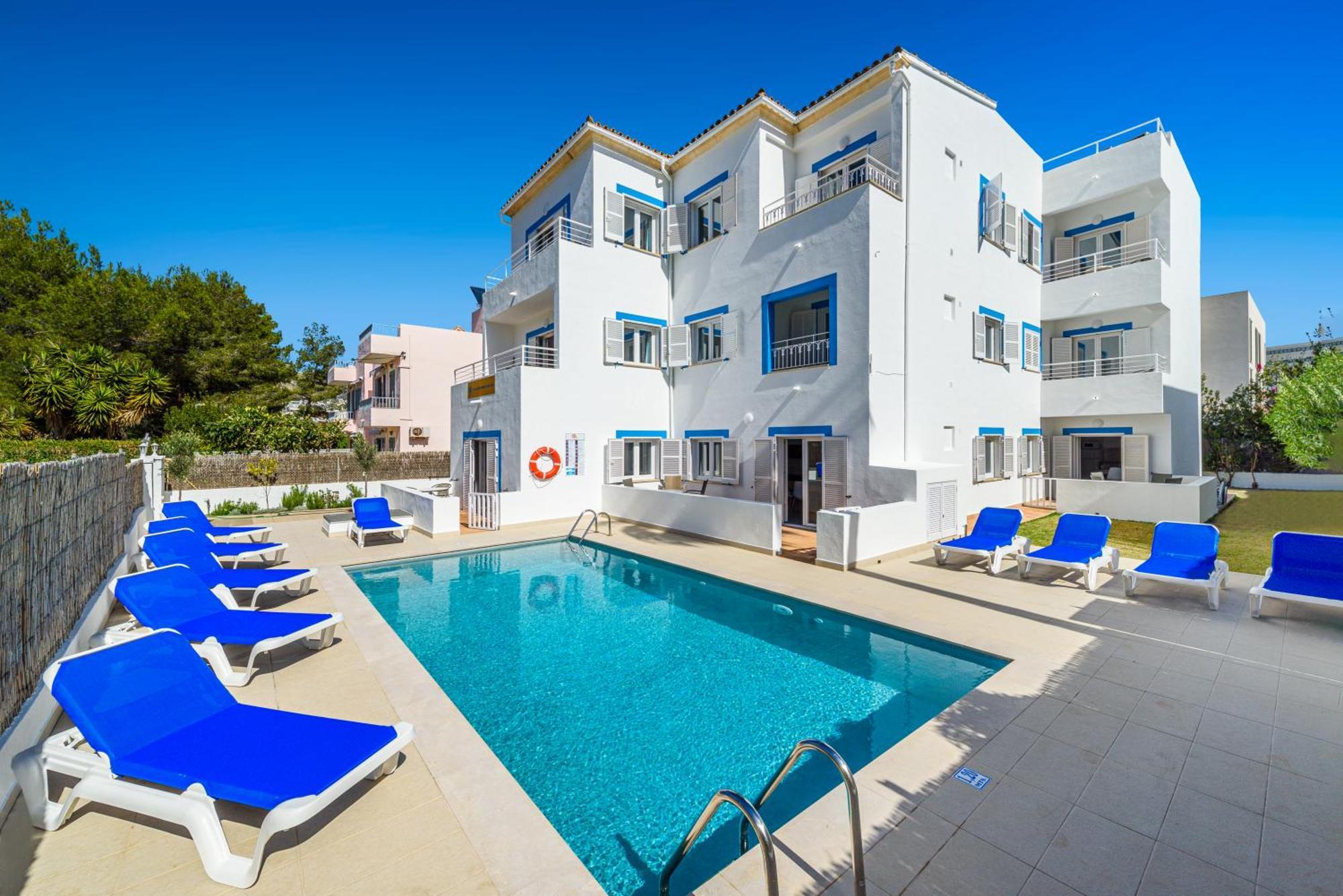 Falco Apartahotel