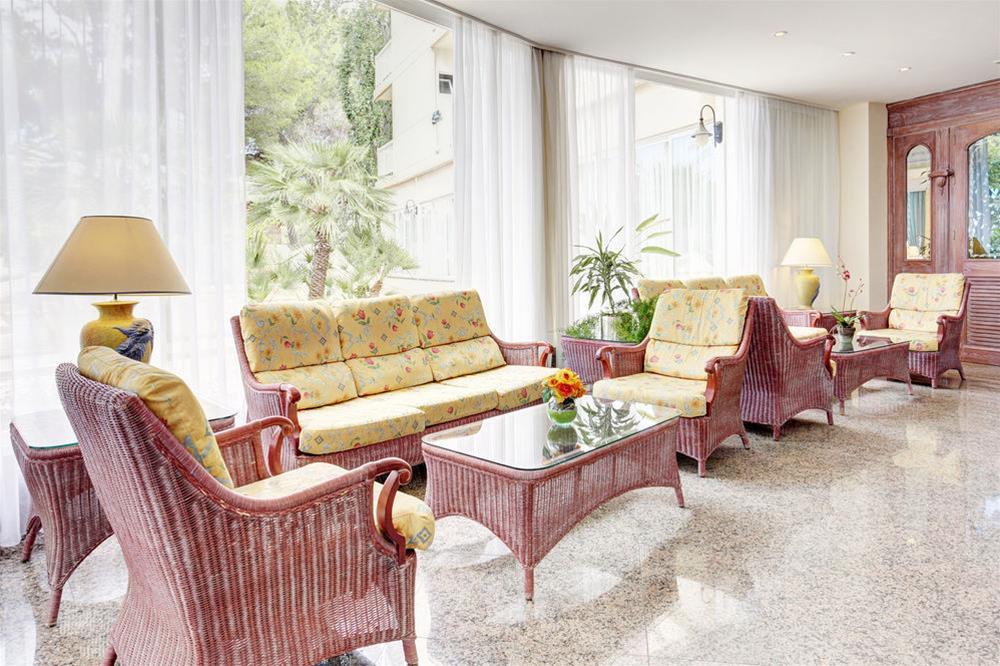 Grupotel Orient Hotel