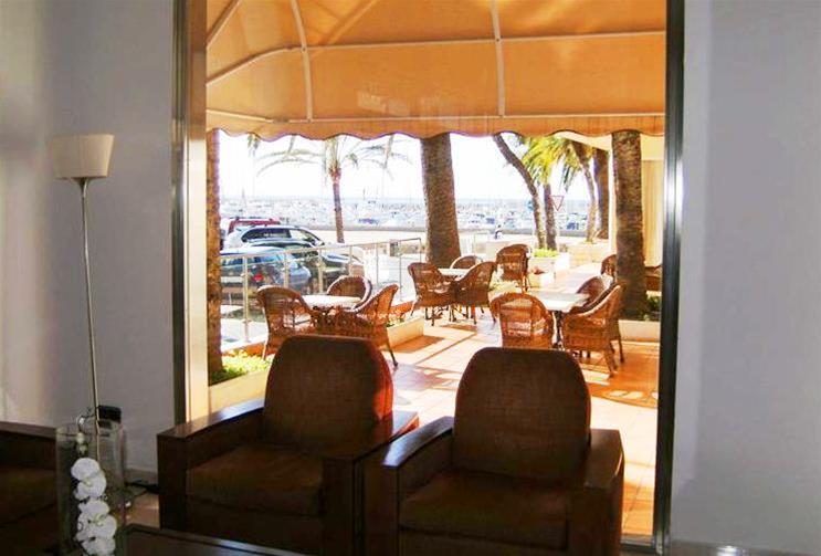 Hotel Arenas 4*