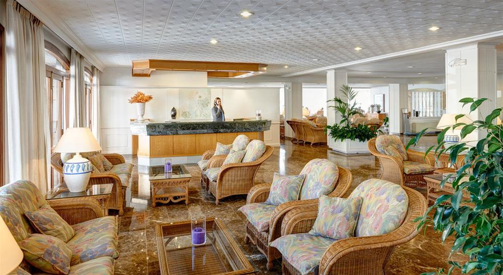 Hotel Grupotel Farrutx 4*
