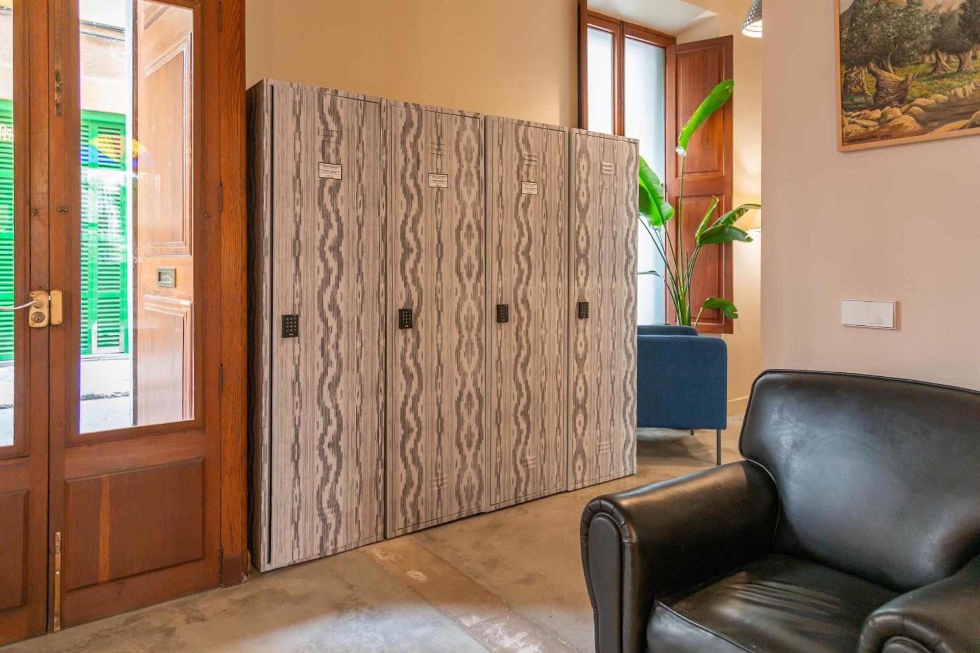 Guest house Sollerooms 3*