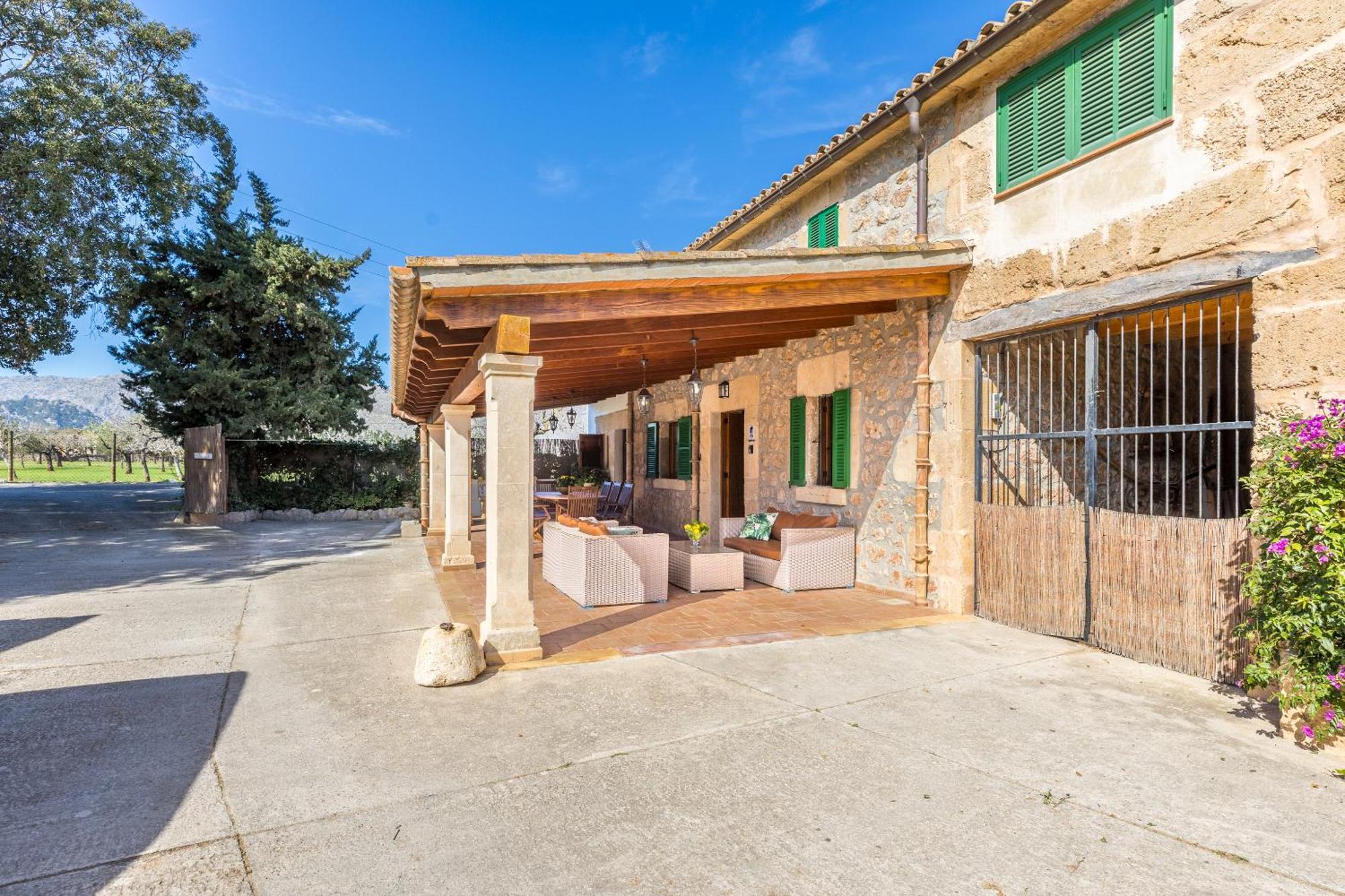 Pou Petit Villa