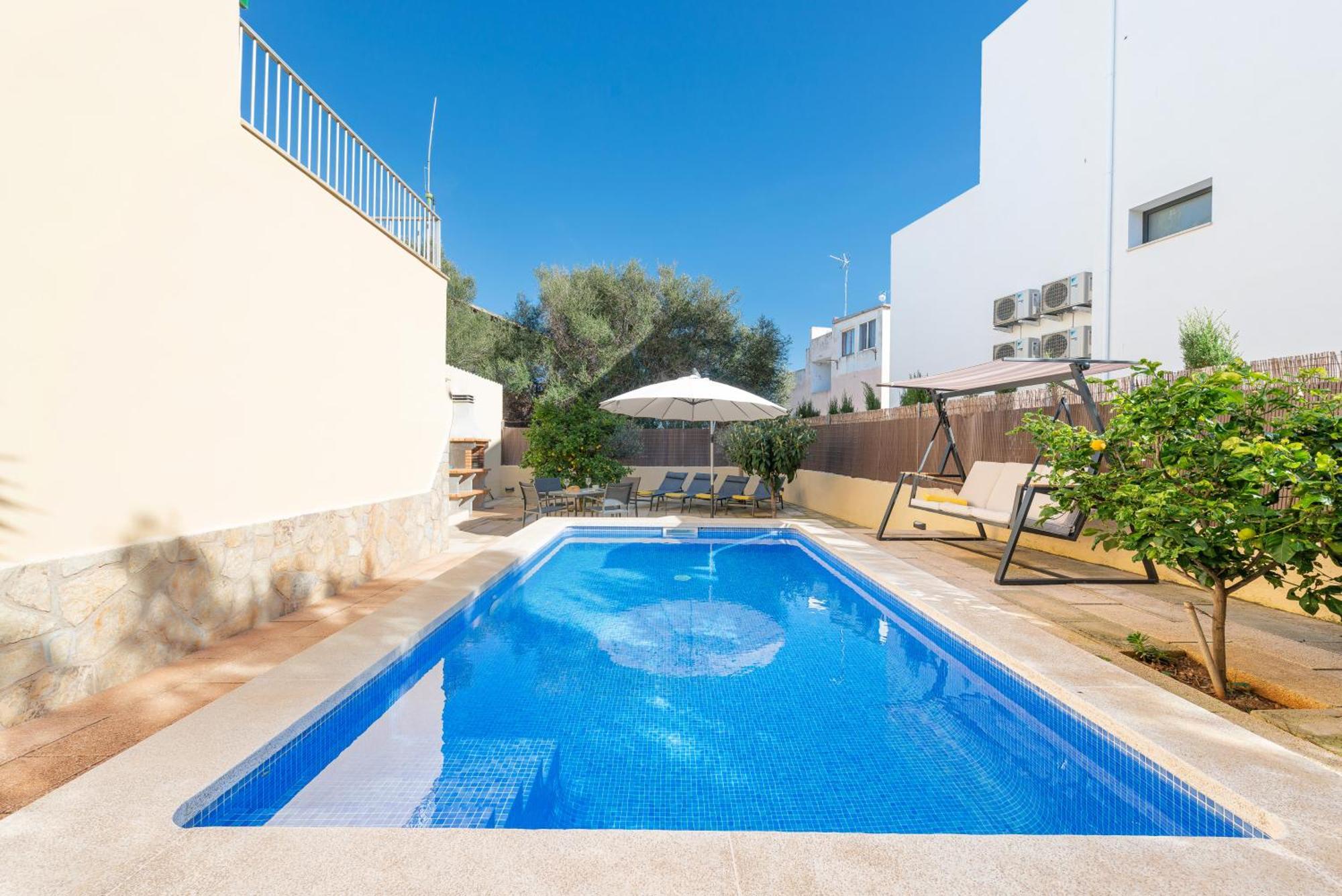 Villa Tradicional Calamar 7 *
