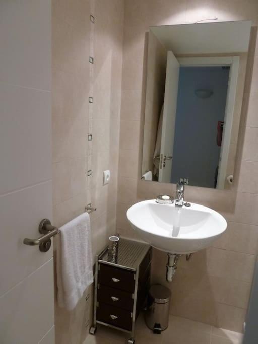 Pollentiamar Con Piscina Y A 90m De La Playa