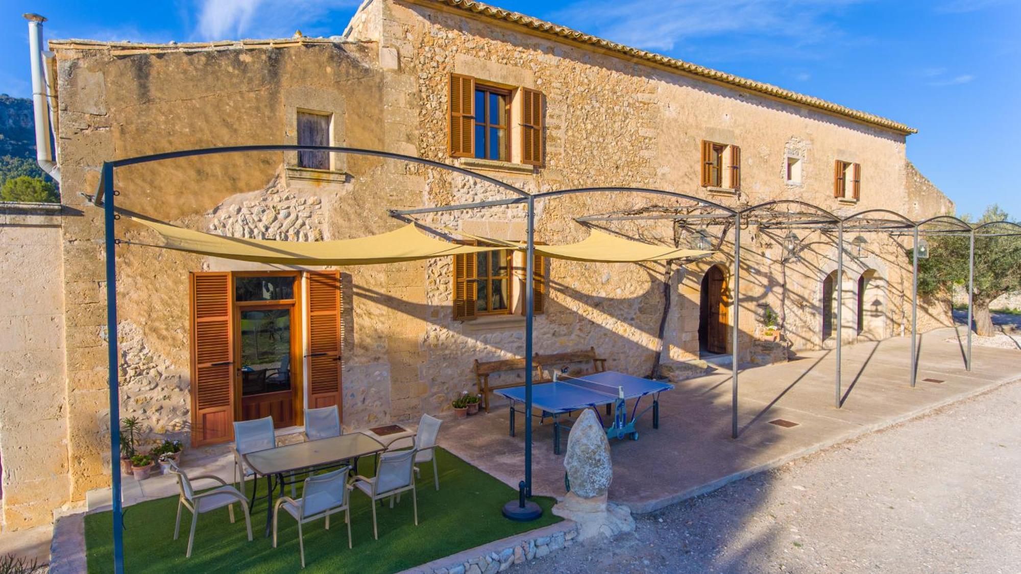 Son Pons By Slow Chalet