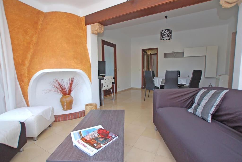 Familia Apartamento