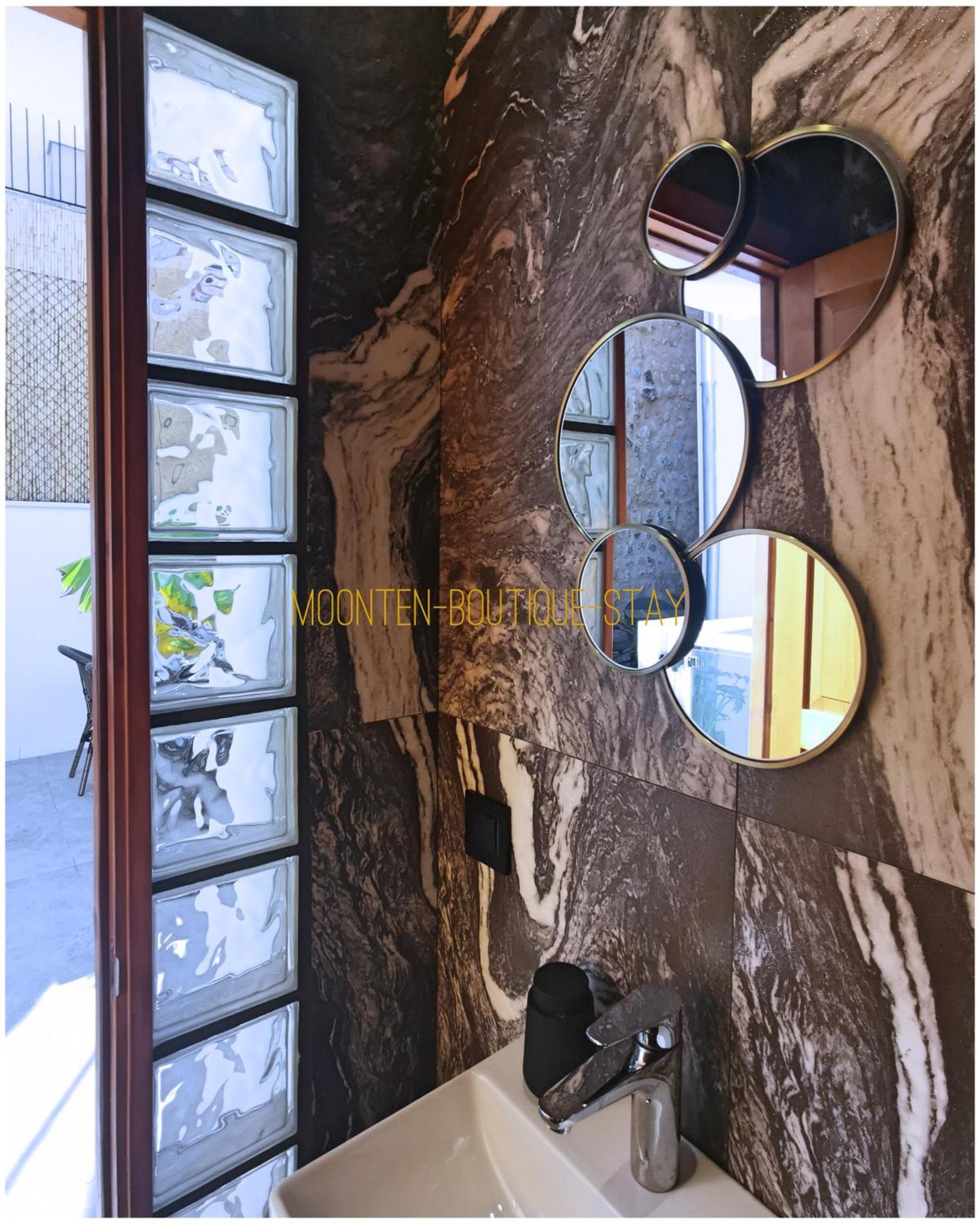 Hotel Moonten Boutique *