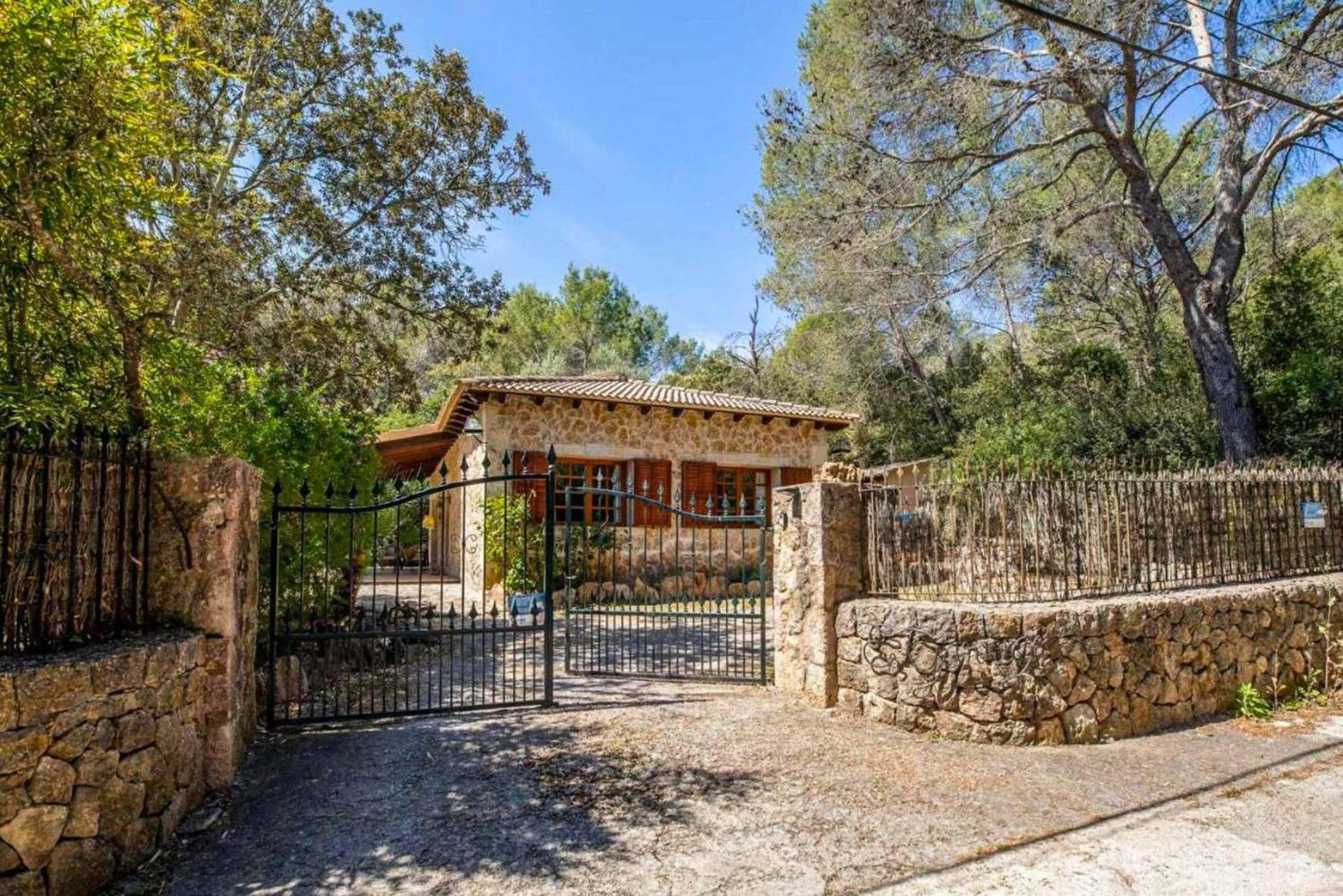 Garrigo Villa *