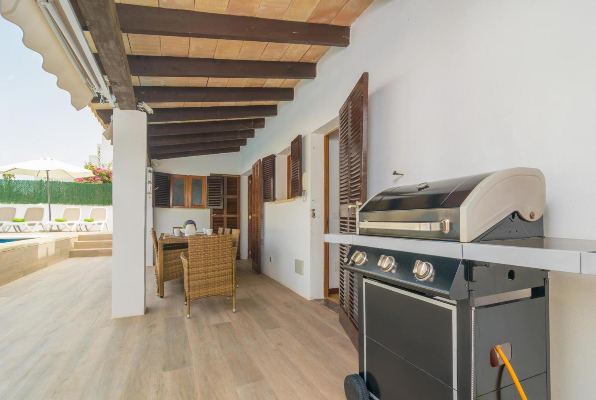 Villa Murta 26 *
