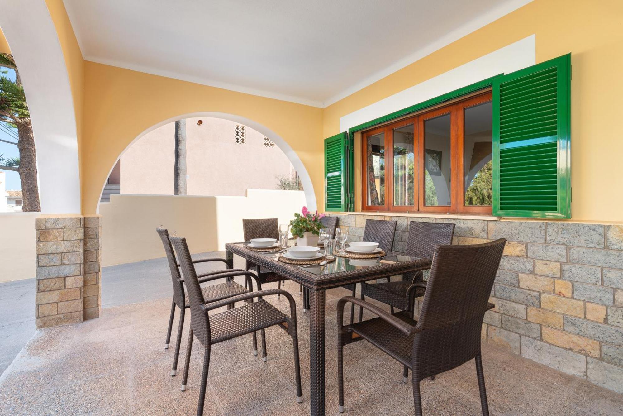 Villa Tradicional Calamar 7