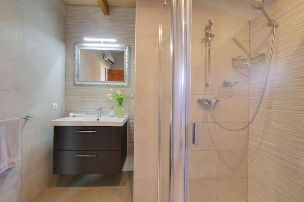 Villa In Traumlage,strandnah,schnelles Wifi/ Klima