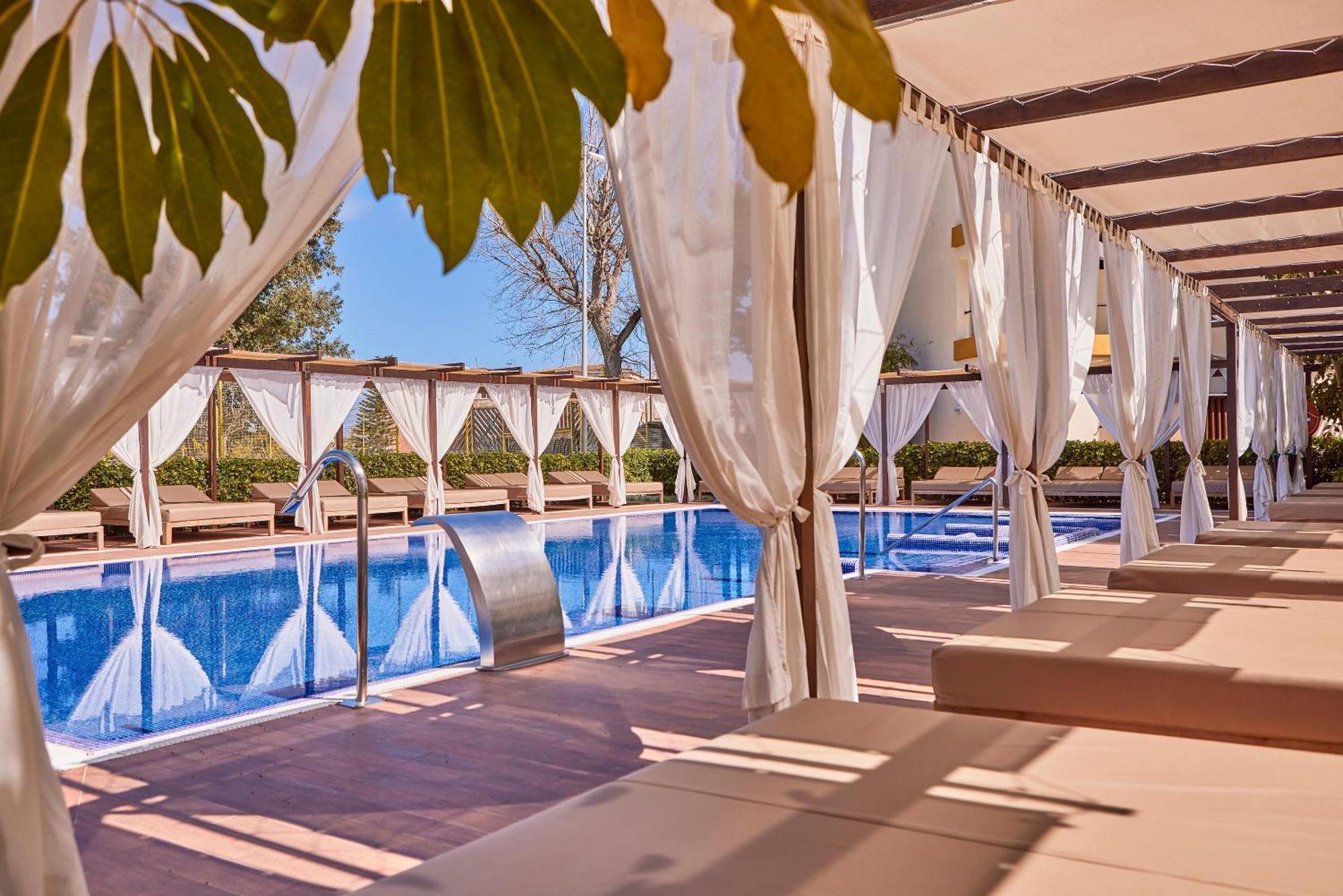 Apartahotel Zafiro Tropic 4*