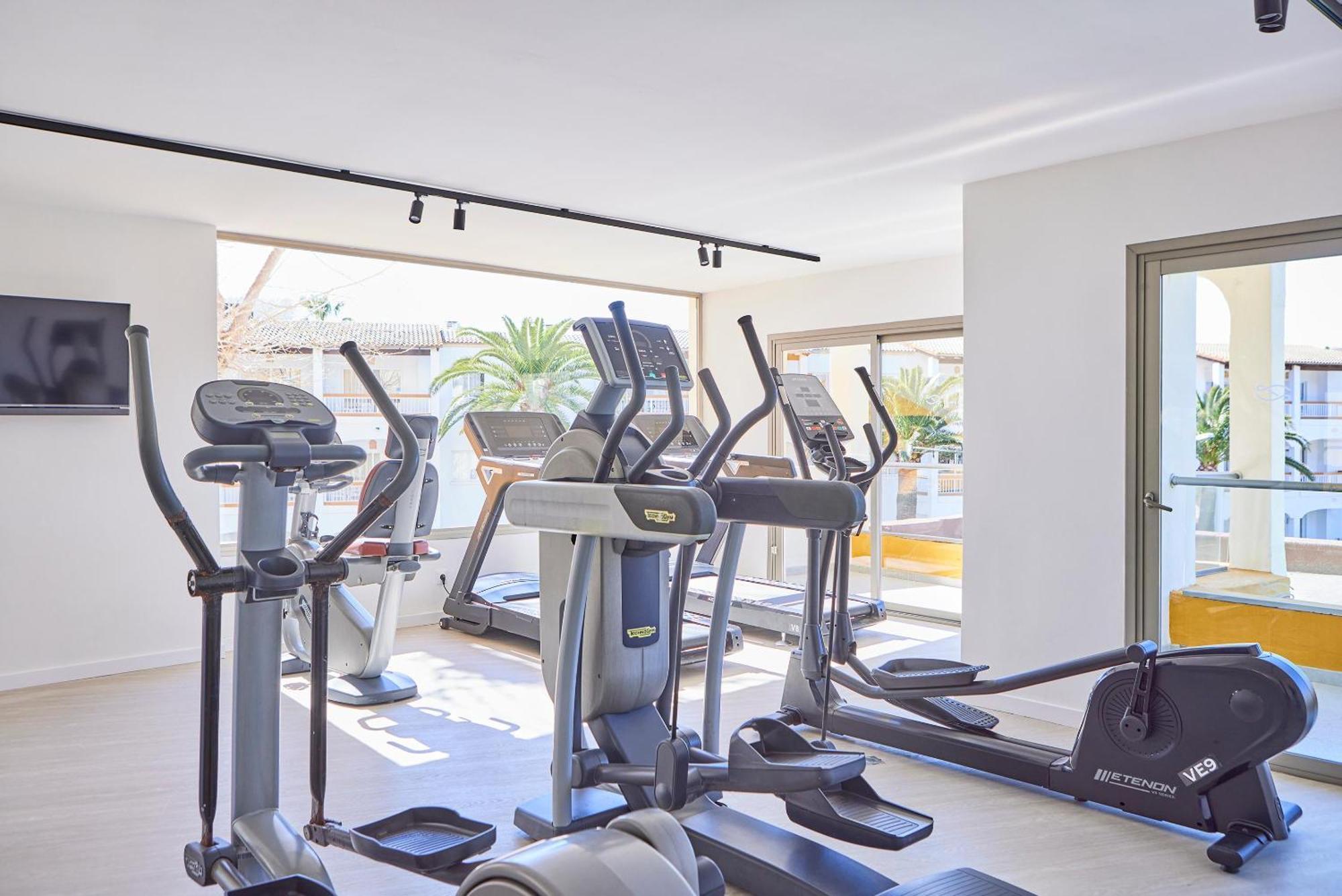 Apartahotel Zafiro Tropic 4*