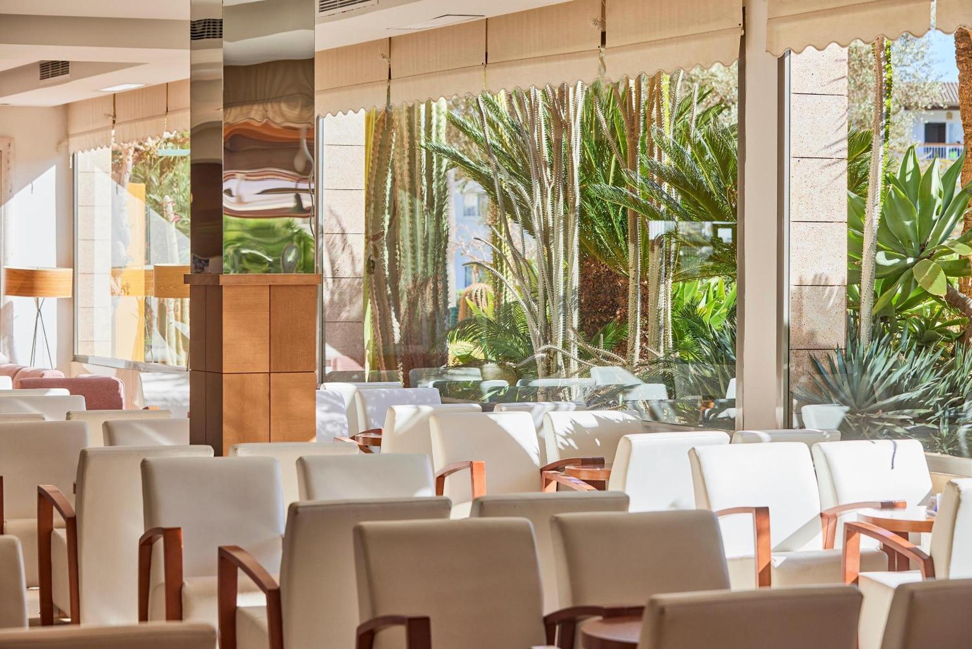 Apartahotel Zafiro Tropic