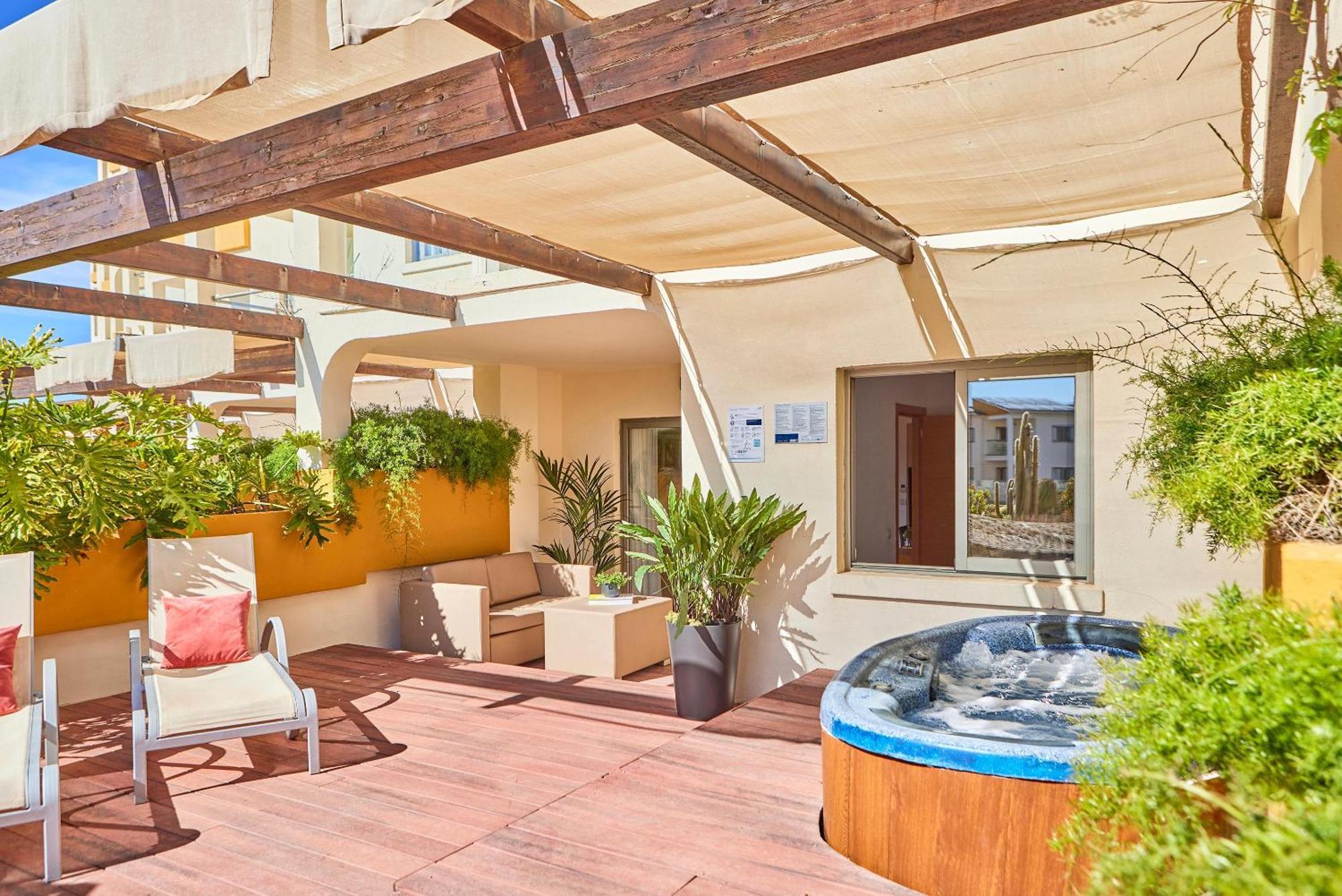Zafiro Tropic Apartahotel Puerto de Alcúdia