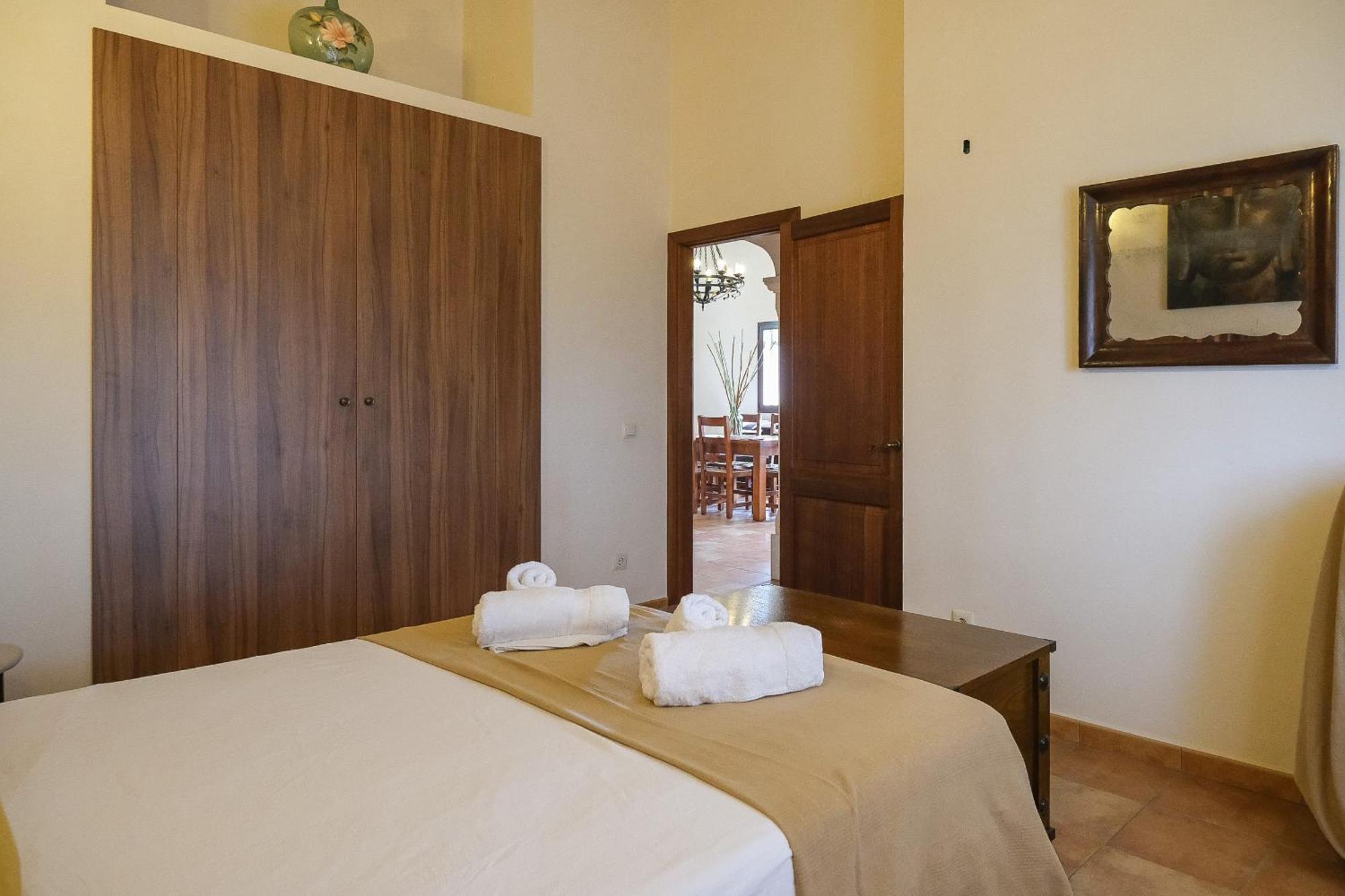 Son Rossinyol-rentallorca Casa rural *