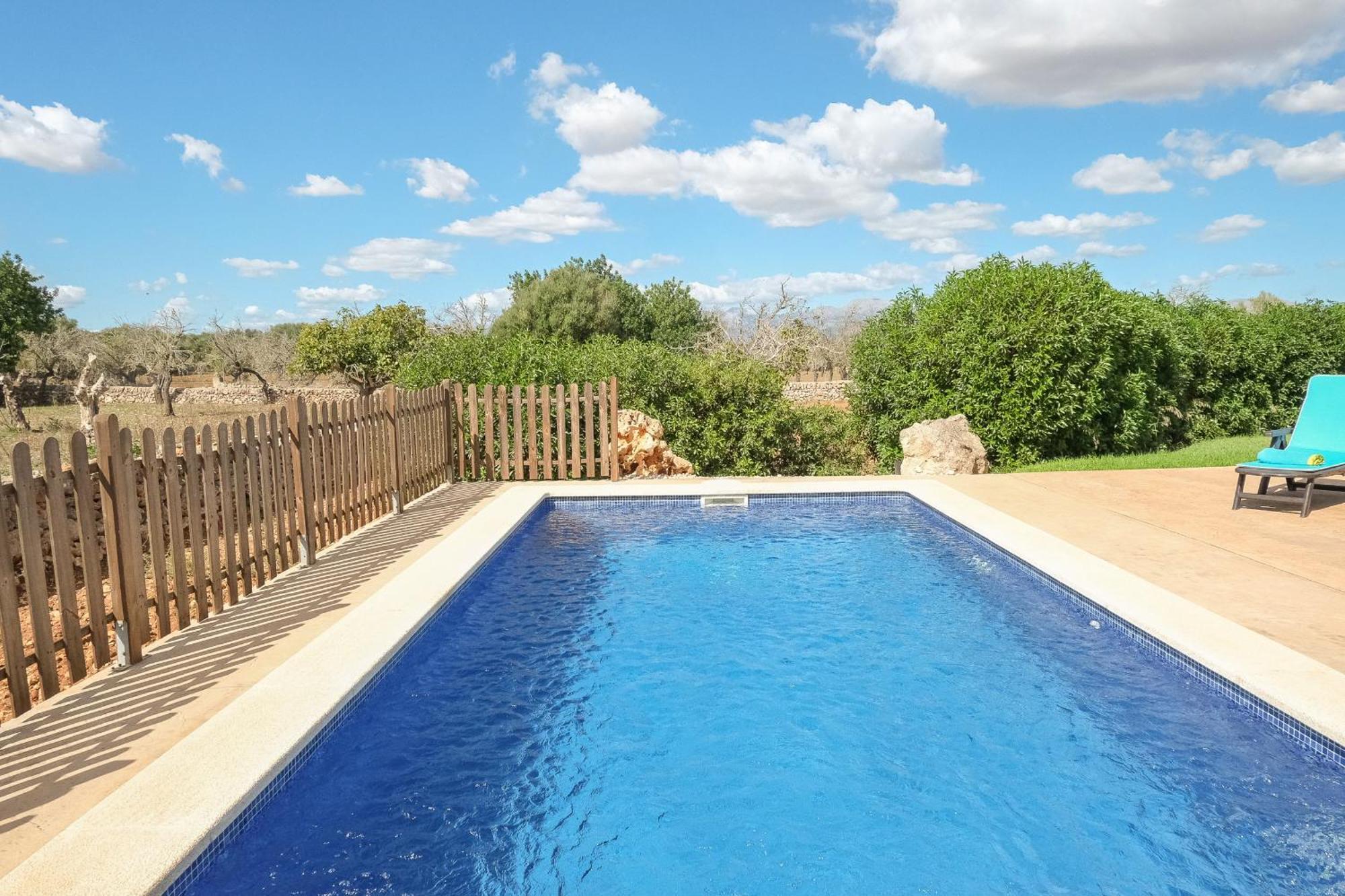 Son Rossinyol-rentallorca Casa rural *