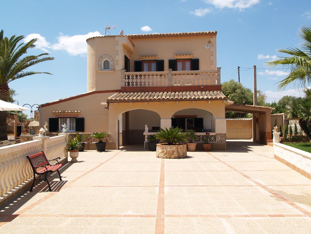 Lopez Villa Santanyi