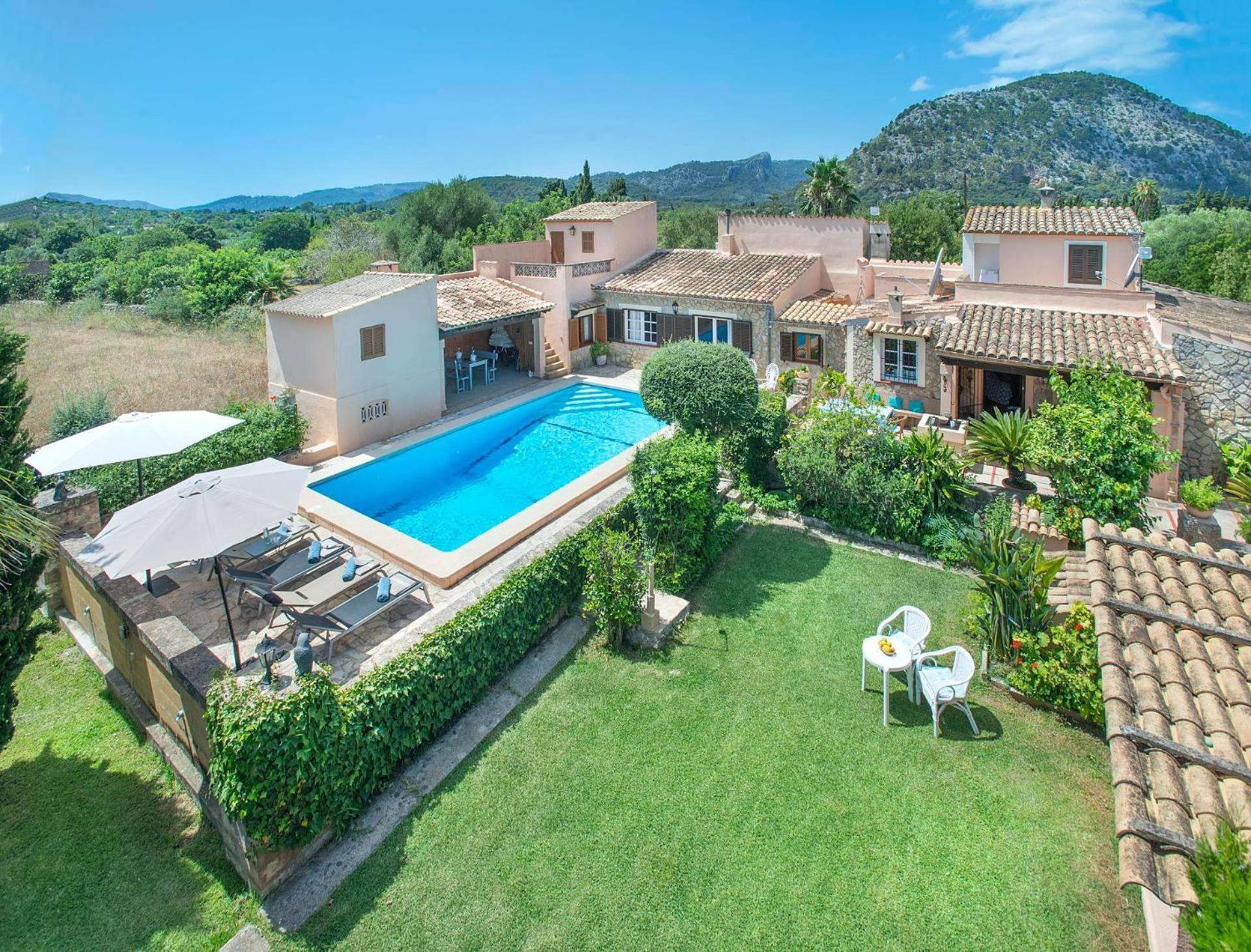 Villa Fullos De Na Torres By Vintage Travel *