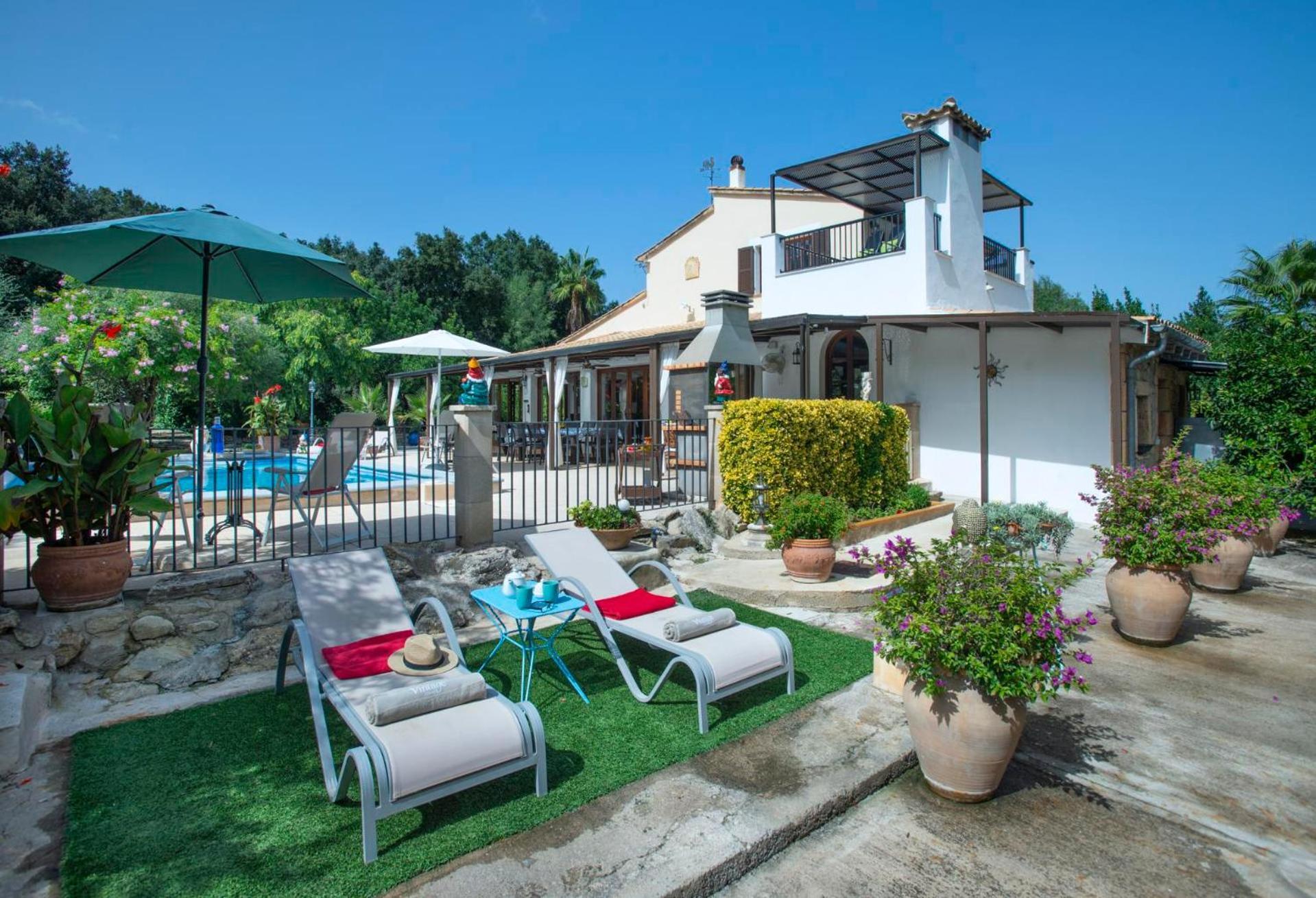 Les Oliveres Vall De Colonya By Vintage Travel Villa