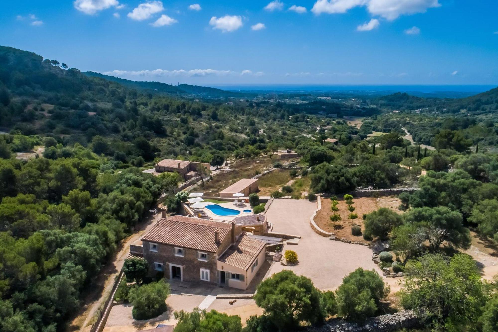 Roig Villa