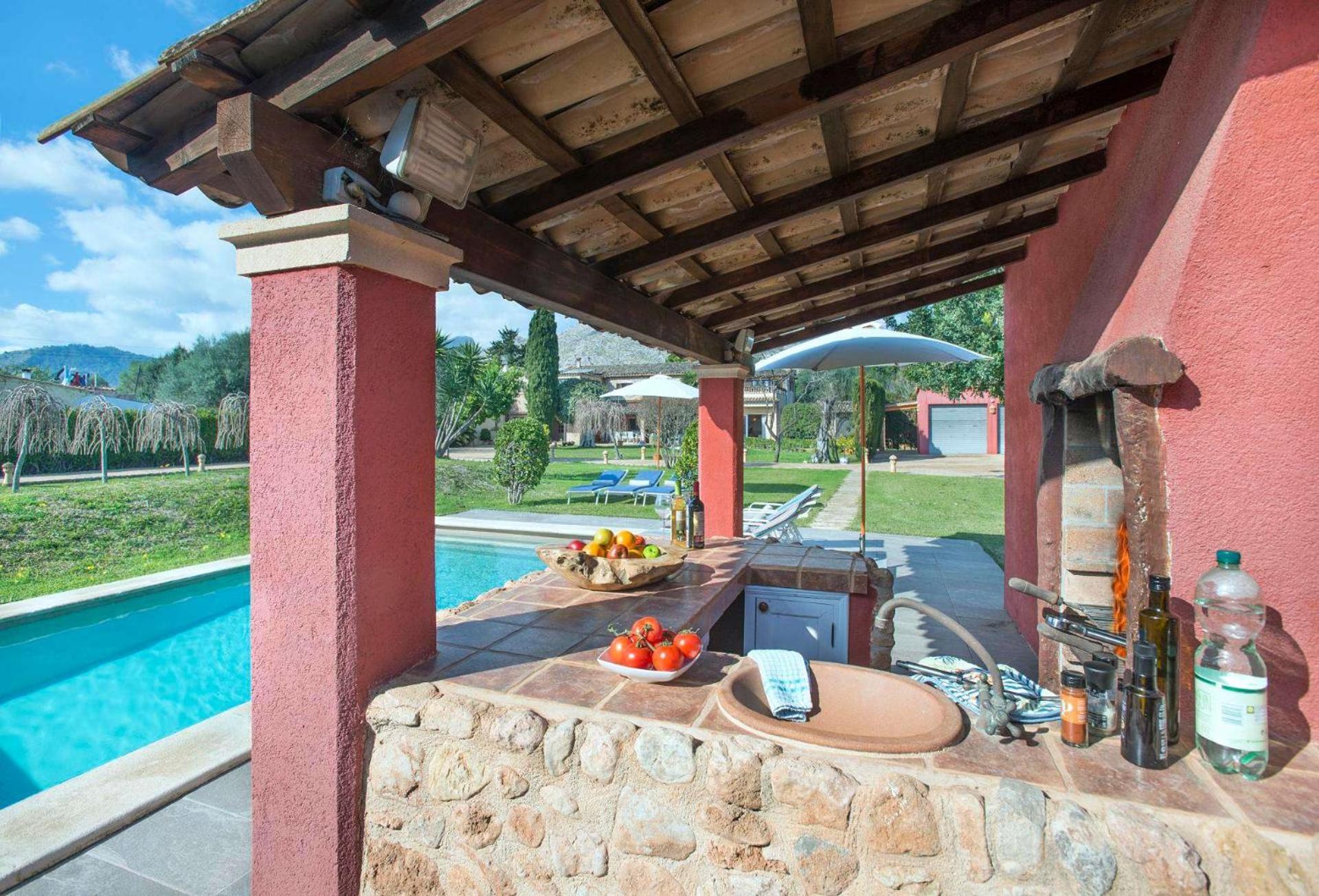 Can Bandera By Vintage Travel Pollensa