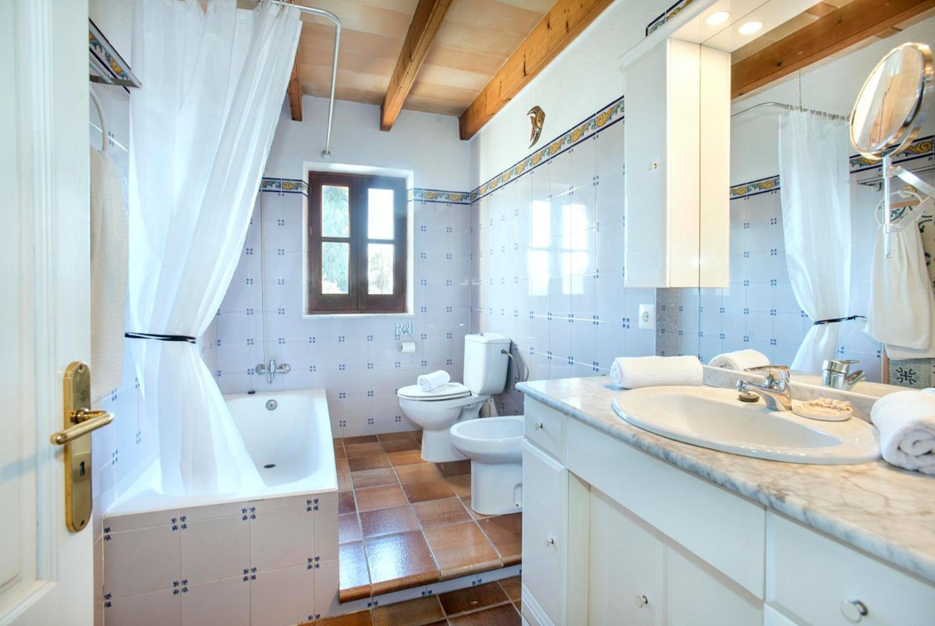 Villa Can Bandera By Vintage Travel