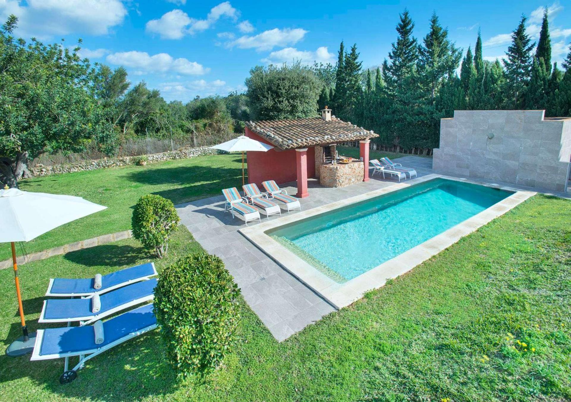Can Bandera By Vintage Travel Villa *