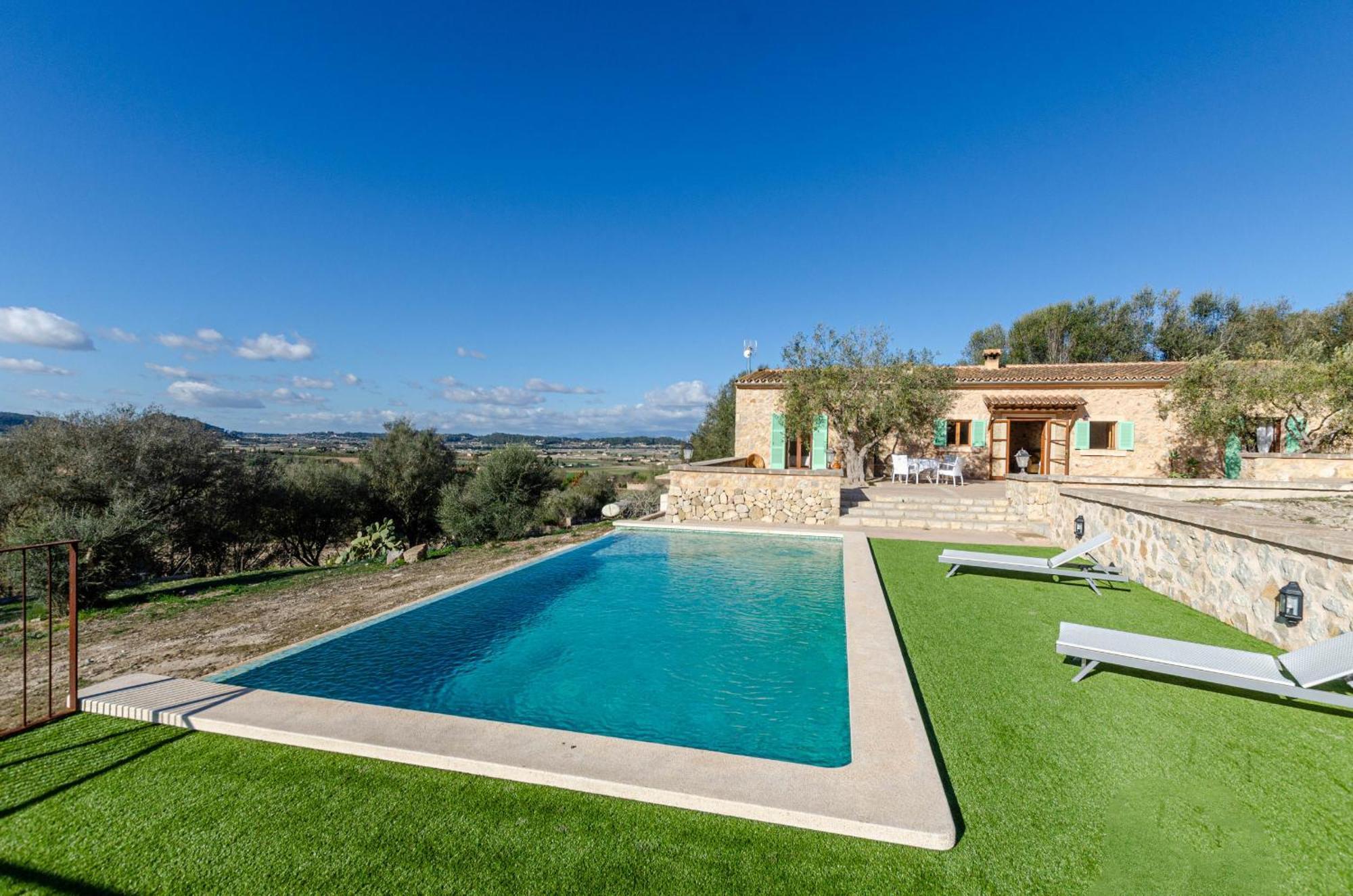 Yourhouse Son Tey Villa