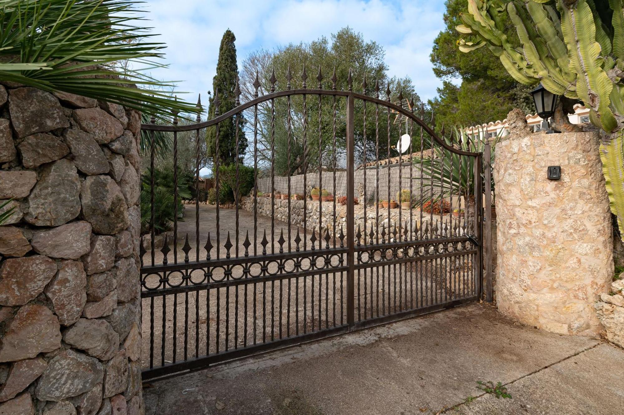 Villa Camarroja By Sealand Pollensa