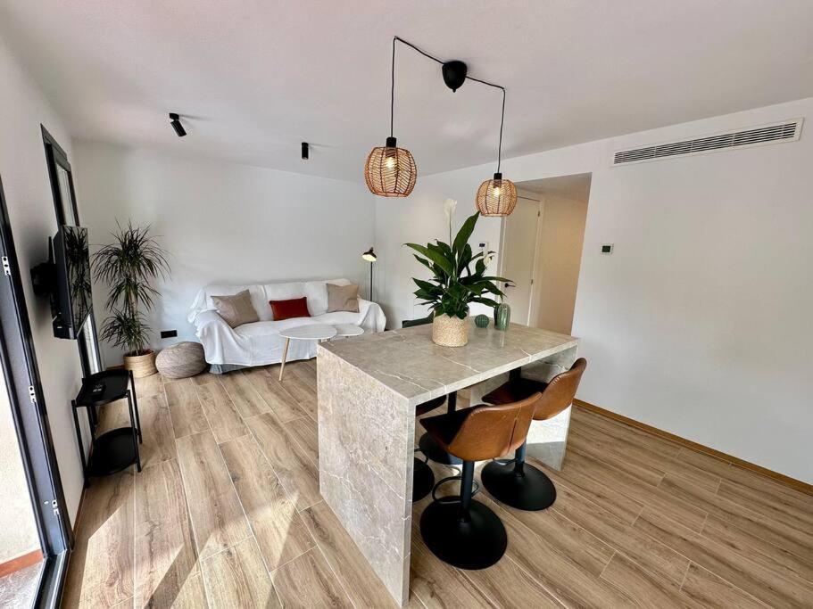 Moderno Con Gran Terraza