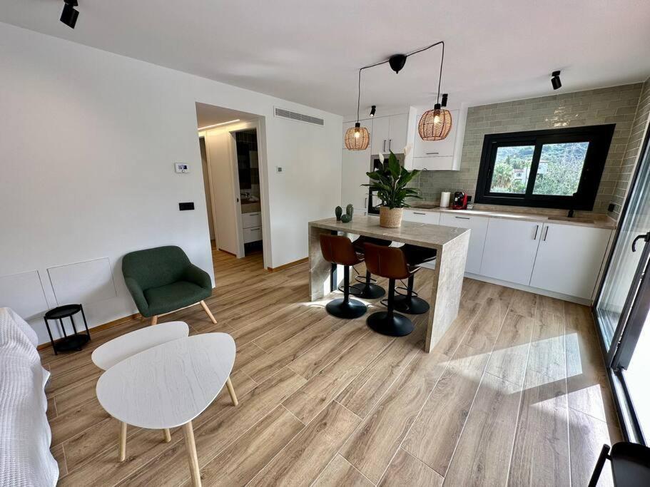 Apartamento Moderno Con Gran Terraza
