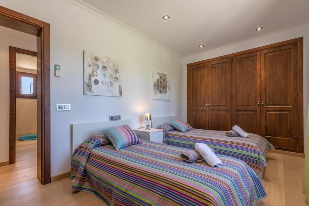 Moderne Finca, Alleinlage, 15min Zum Playa Del Muro Búger