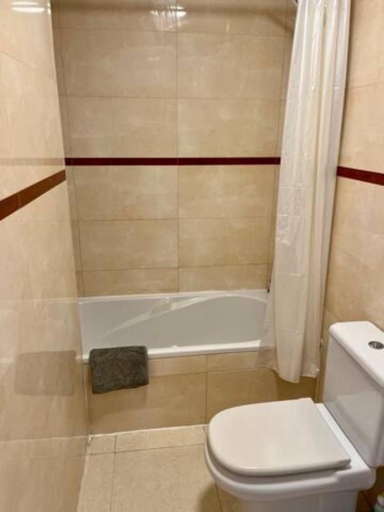 Apartamento Schoenes Reihenhaus Mit Pool Portopetro