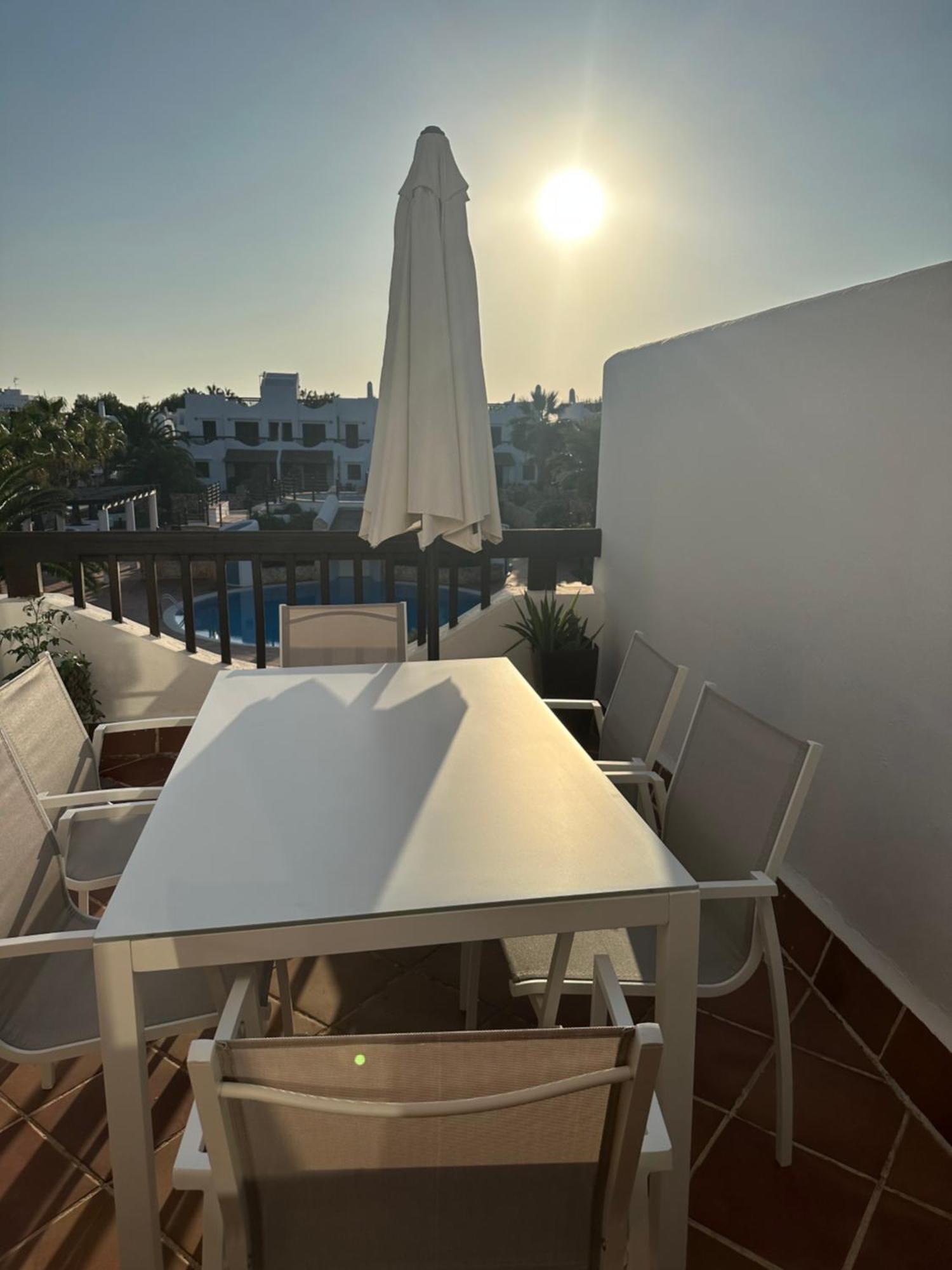 Apartamento Schoenes Reihenhaus Mit Pool Portopetro