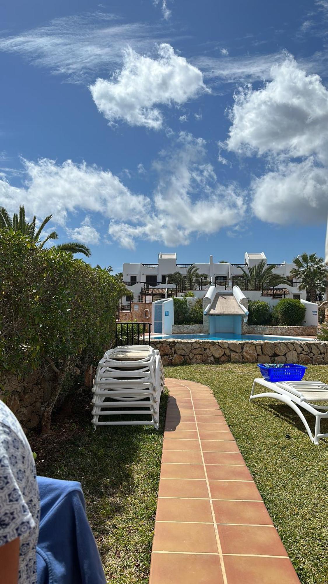 Schoenes Reihenhaus Mit Pool Apartamento