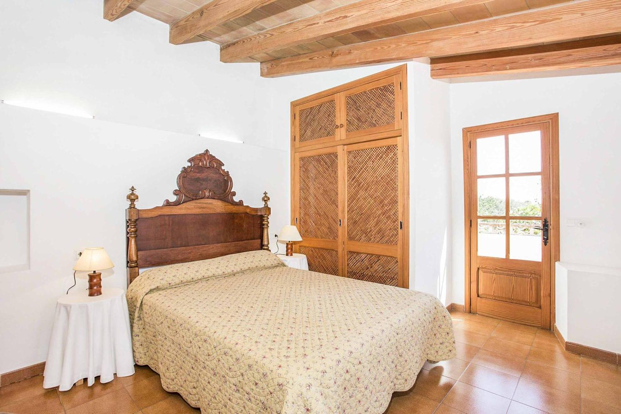 Creus Villa *