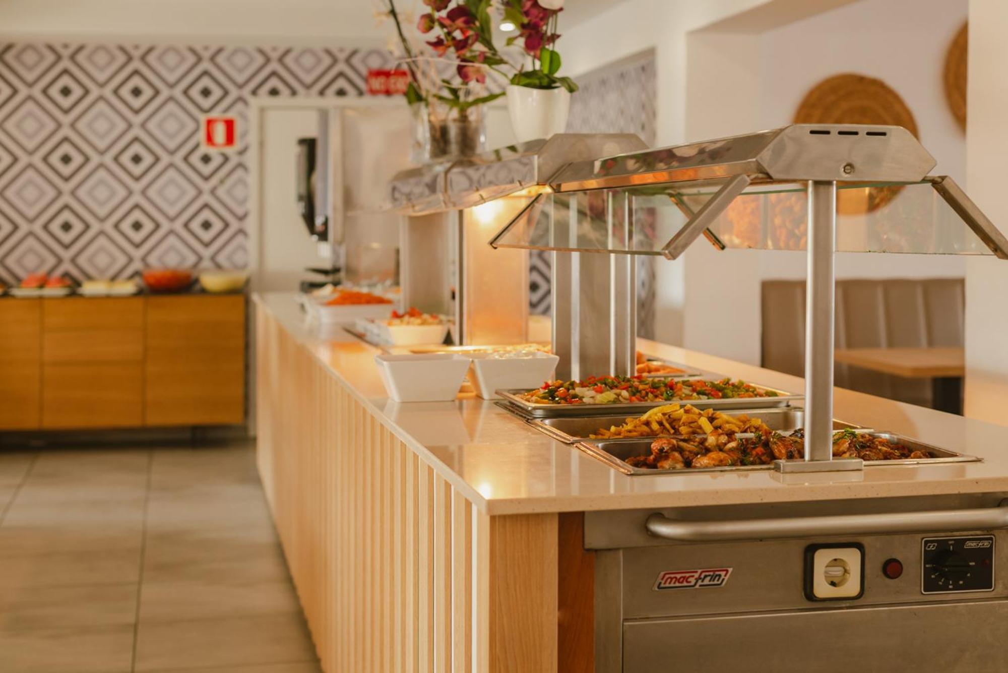 Lliteras Hotel *